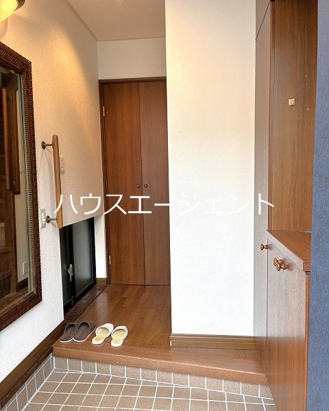 KNAHAUS 玄関