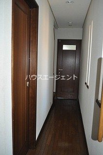 KNAHAUS 玄関