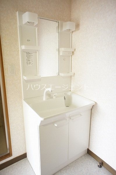 Break Area #1 洗面所