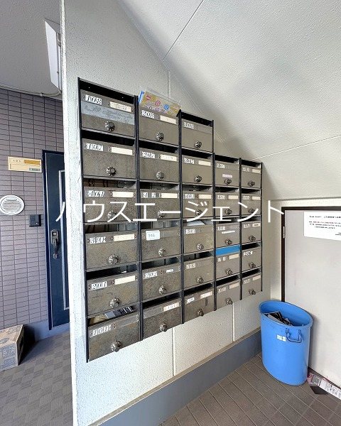 Break Area #1 ロビー