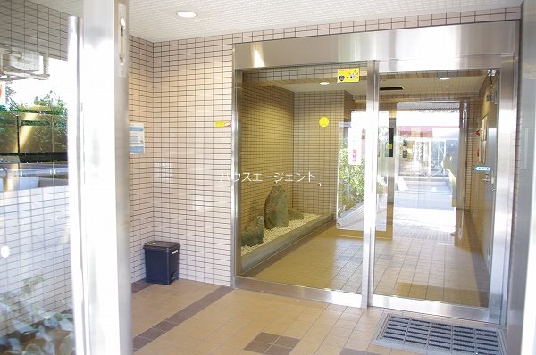 ファミリオン南葛西 ロビー