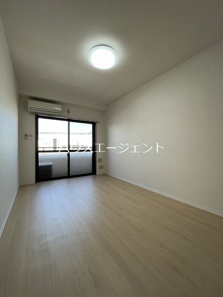 キャッスルコート リビング
