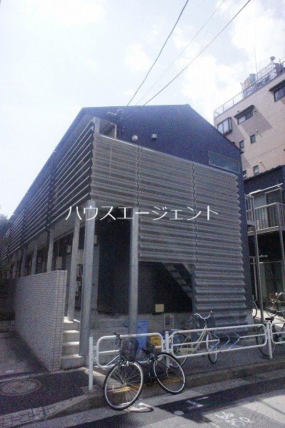 フローラ３ 312号室 外観