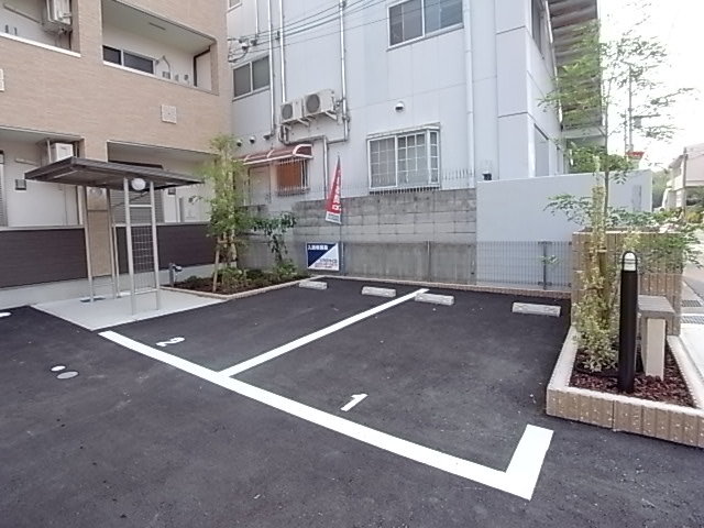 フジパレス尼崎宮内町ＥＡＳＴ 駐車場