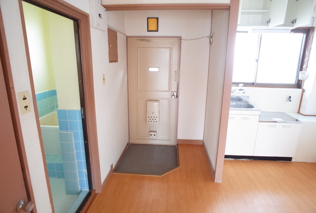 兵庫県尼崎市武庫之荘西２丁目 玄関