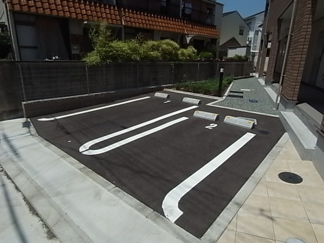 リッジライン東 駐車場