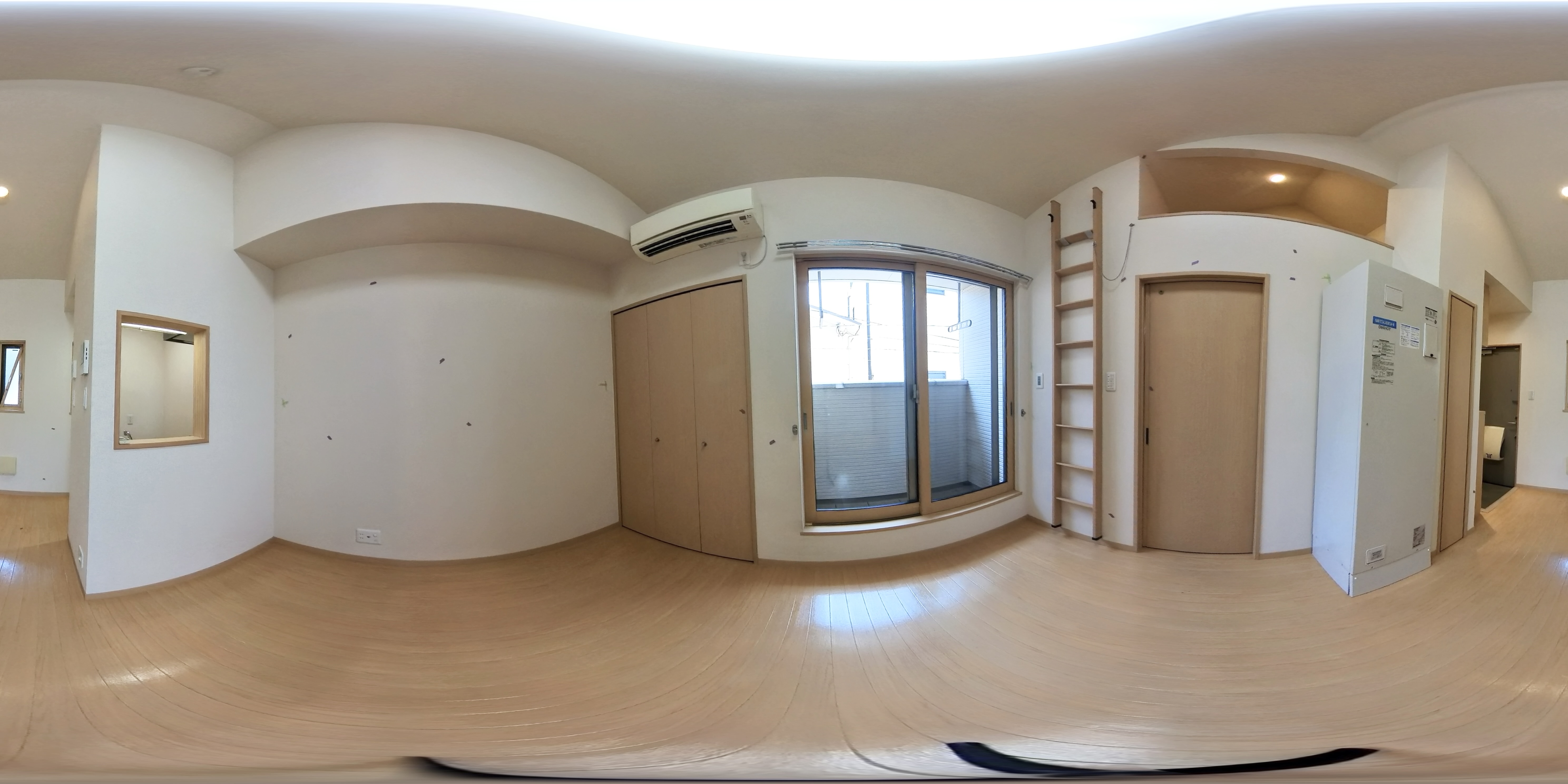 兵庫県尼崎市次屋１丁目 リビング