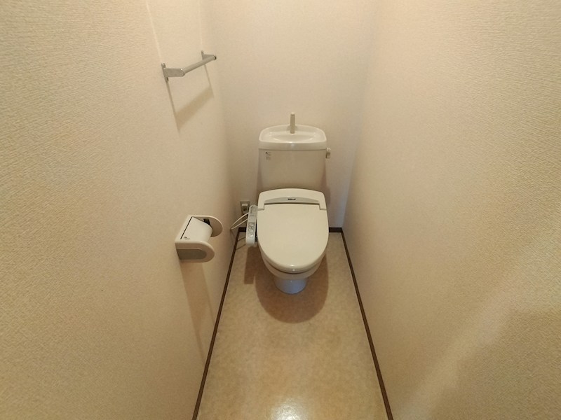 WOHNUNG トイレ