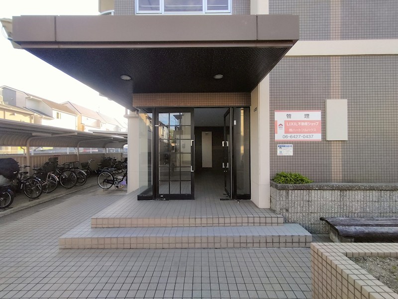 兵庫県尼崎市田能１丁目 エントランス