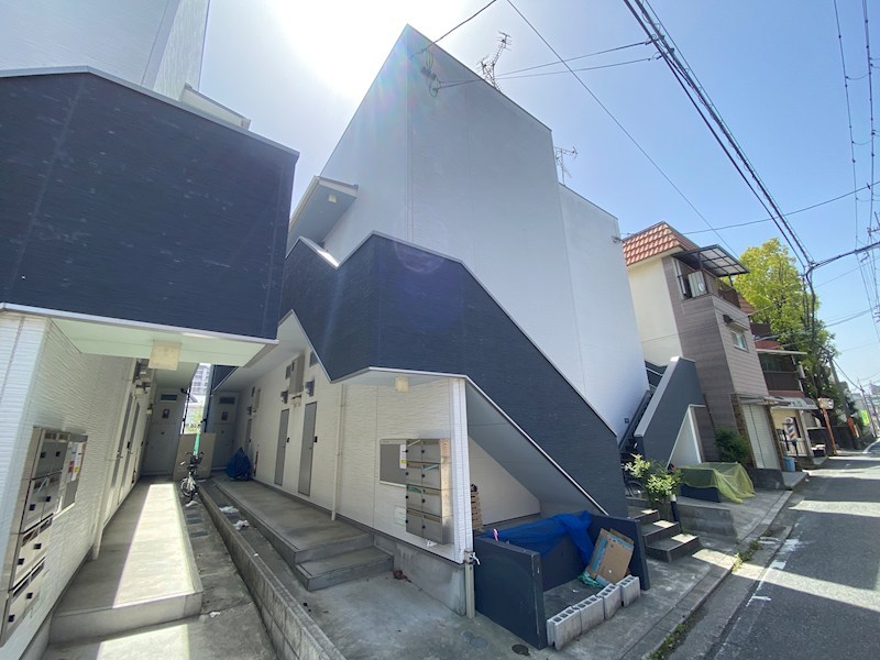 アルナージ瓦宮 エントランス