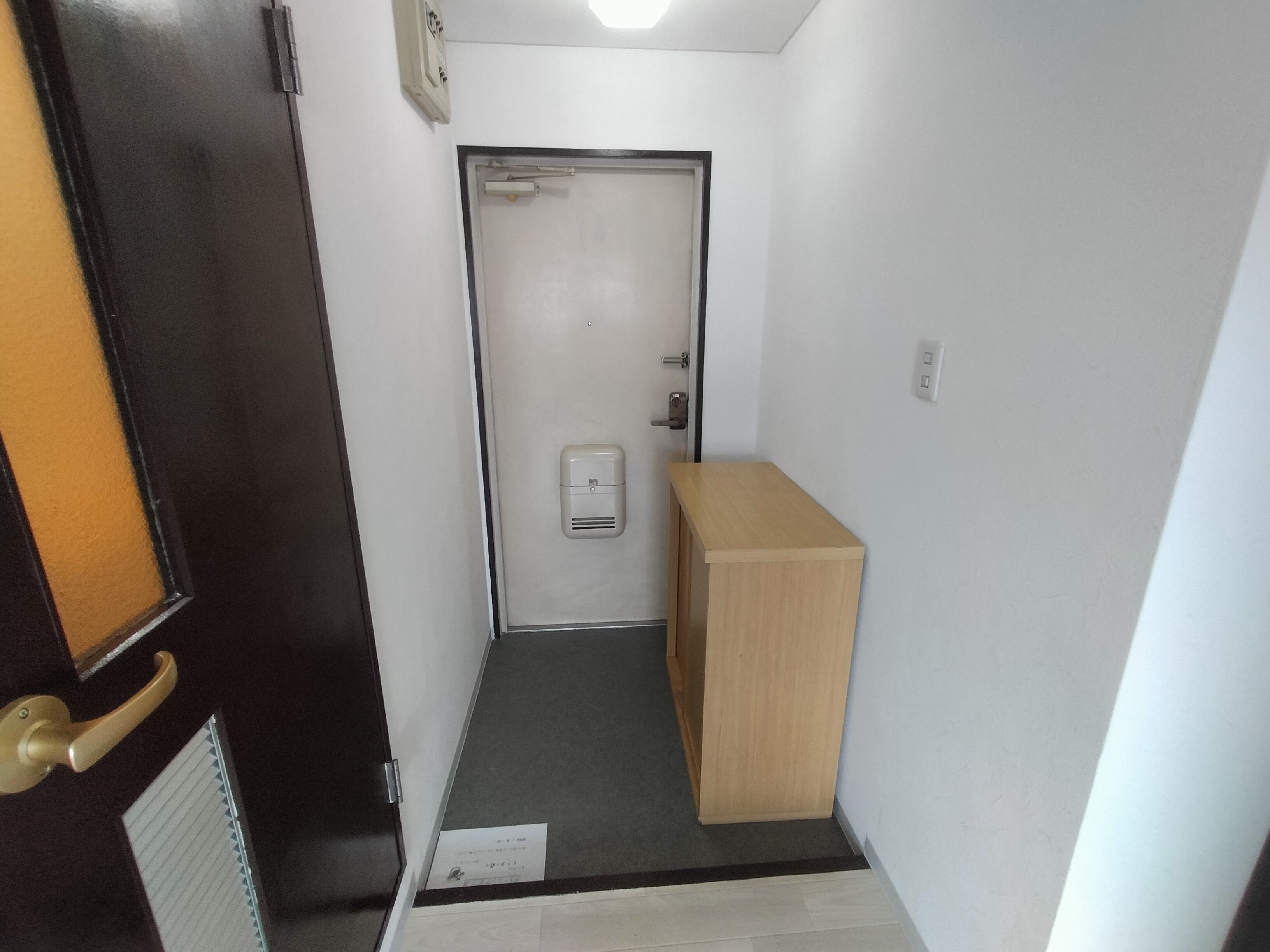 瑞穂町マンション 玄関