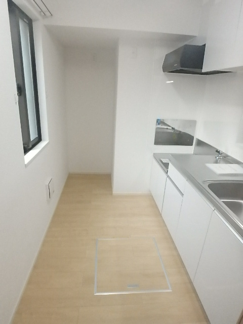 クリスタル フェンテ 1 キッチン