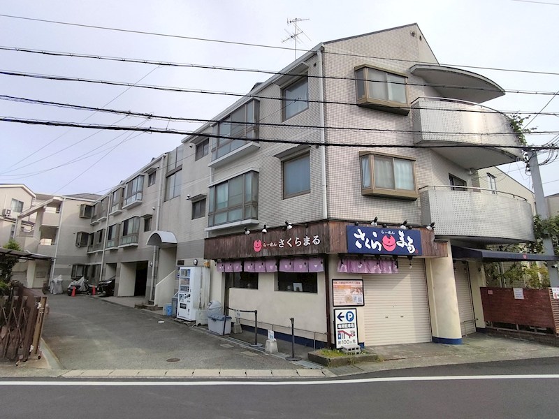 グローバル伊丹 外観