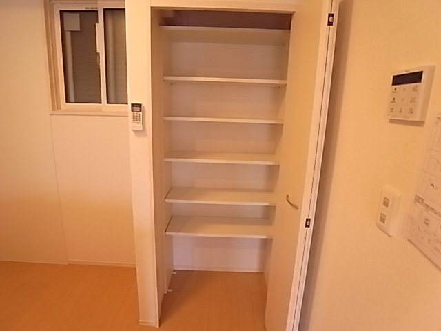 オーパス3 収納