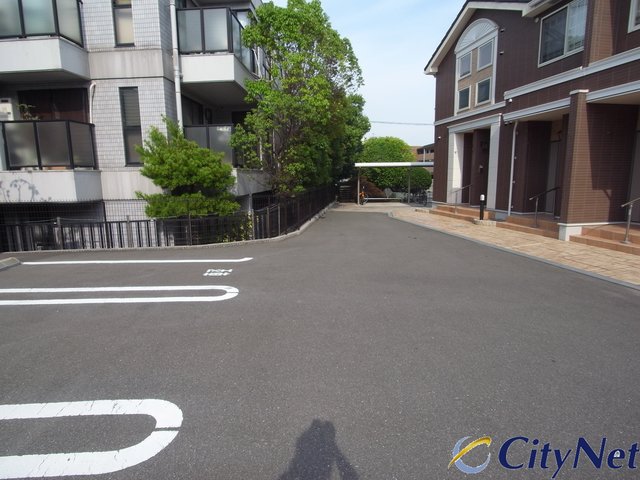 兵庫県伊丹市鋳物師２丁目 駐車場