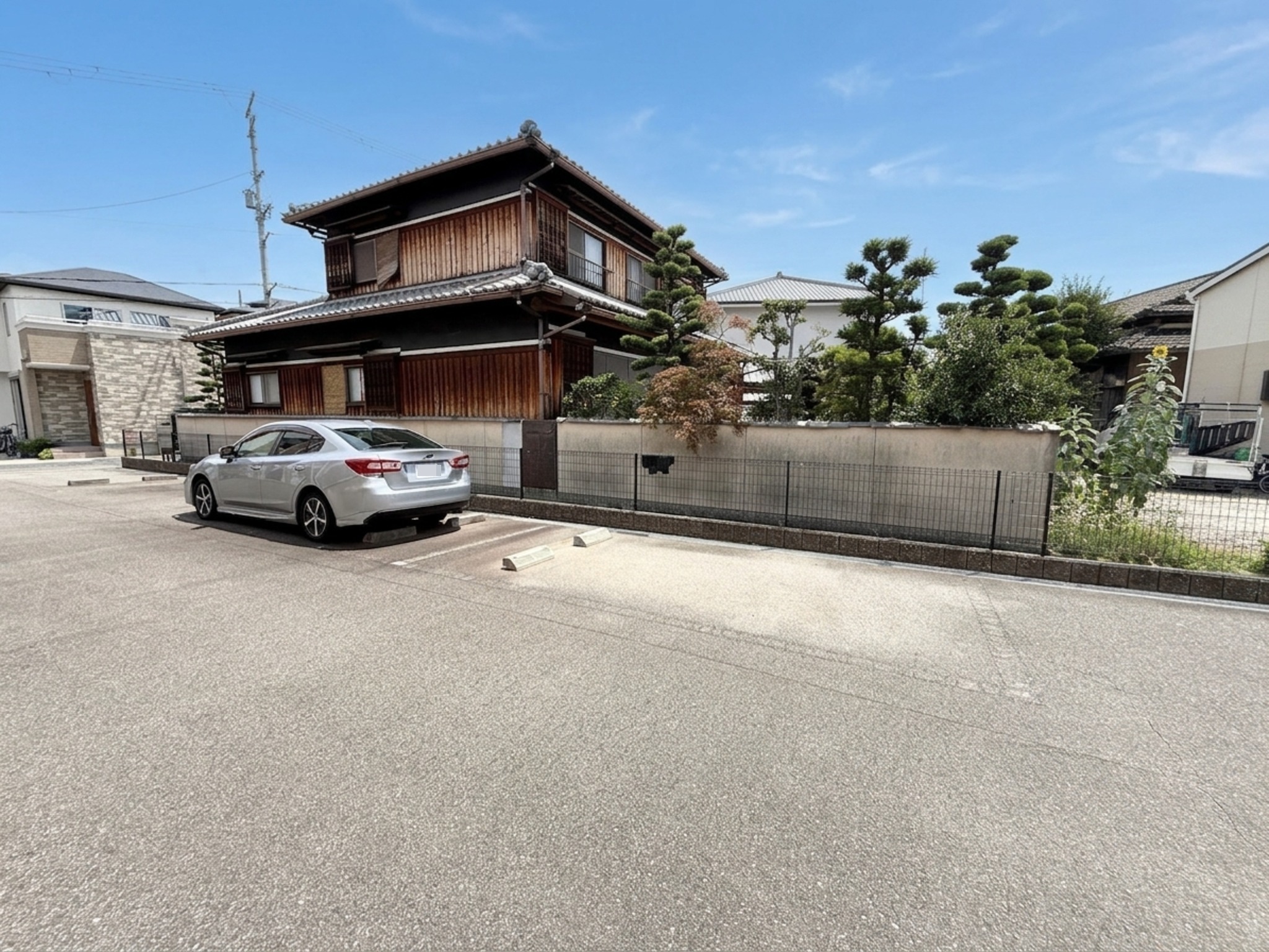 FONTE 駐車場