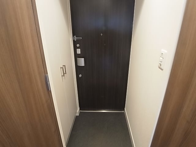 プレサンス神戸キュリオ 玄関
