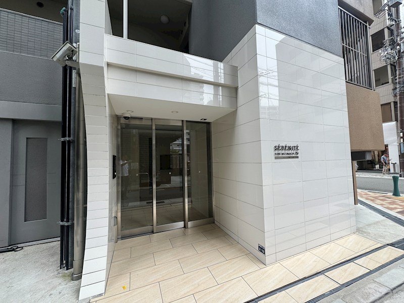 セレニテ神戸元町プリエ エントランス