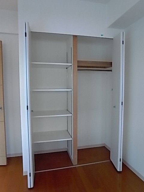 アーバネックス元町通 収納