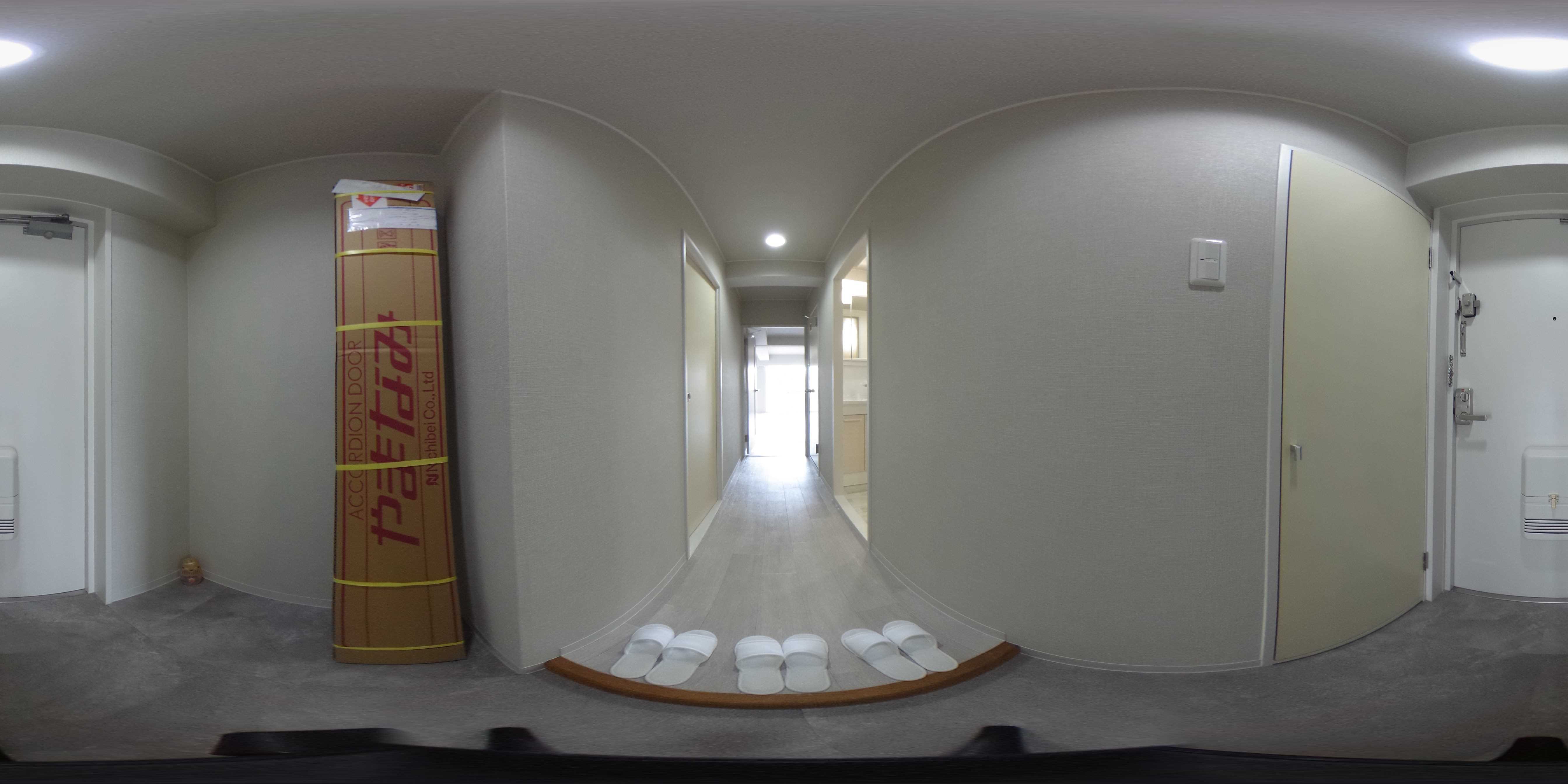 エムグランツ壱番館 玄関