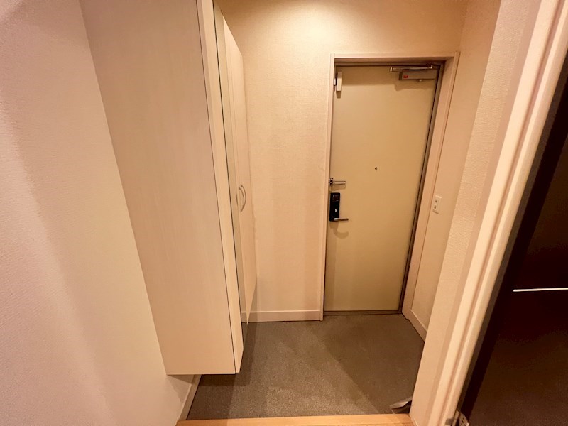 D-ROOM高羽 玄関