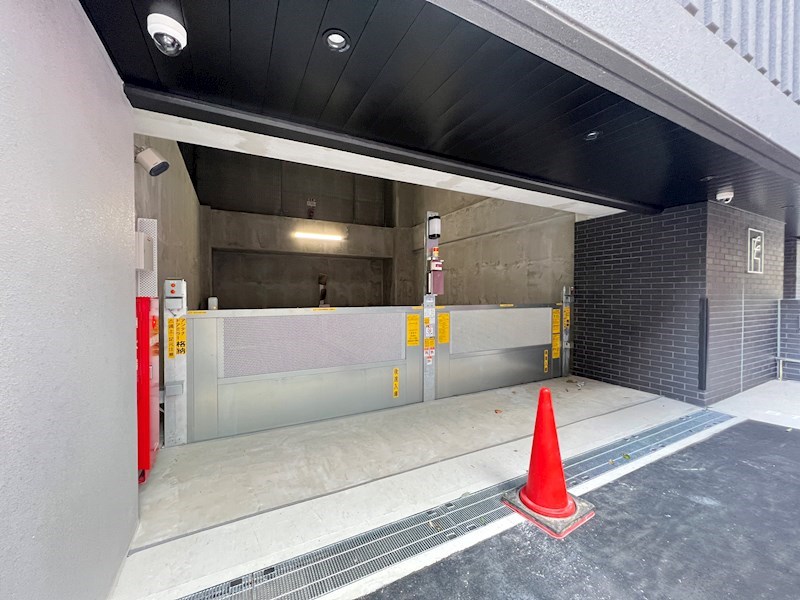 エステムコート新神戸2駅前山手 駐車場