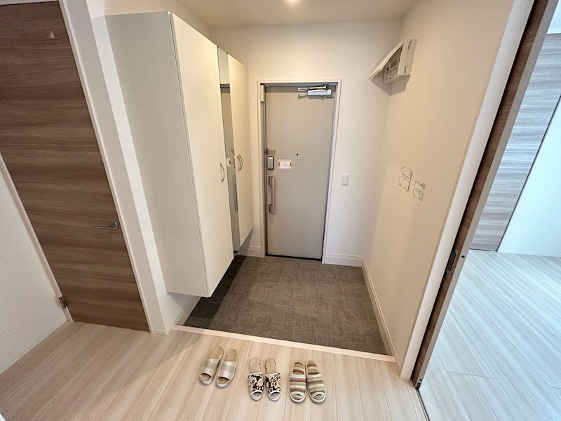 ヴェラ アズール 玄関