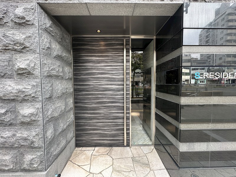 S-RESIDENCE神戸元町 エントランス