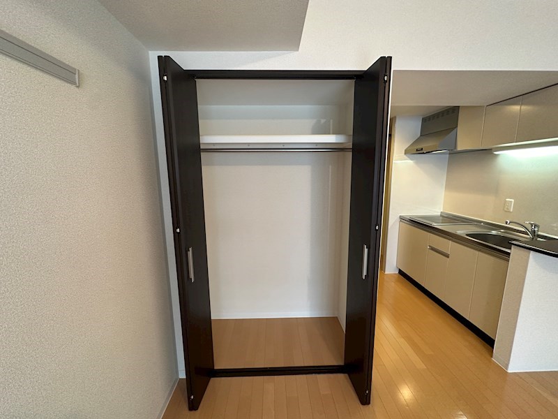 エル・セレーノ石屋川 収納