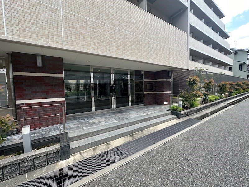 エル・セレーノ石屋川 エントランス