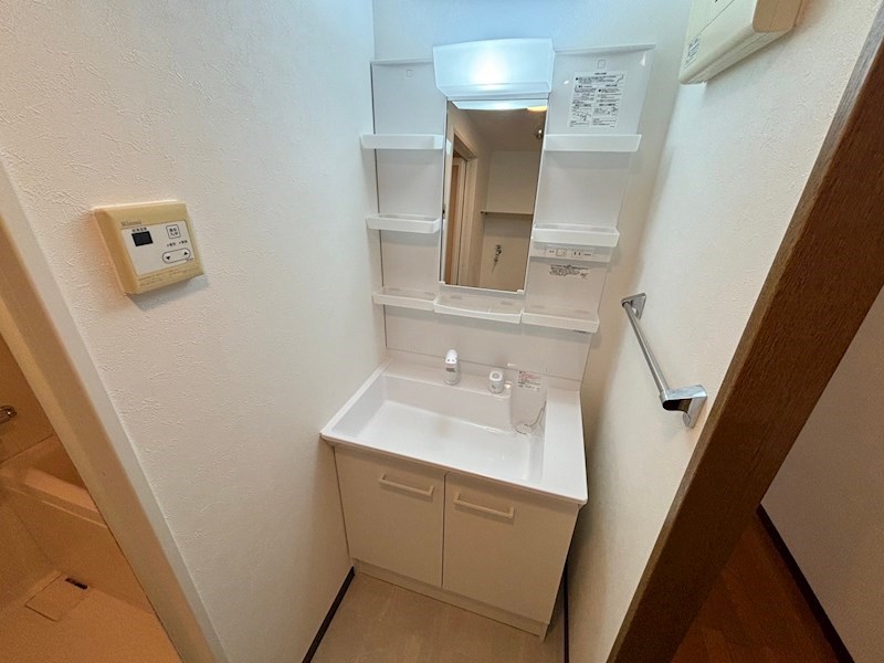 グレンツェント甲東園 洗面所