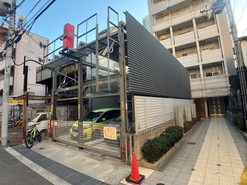 エスリード三宮旭通 駐車場