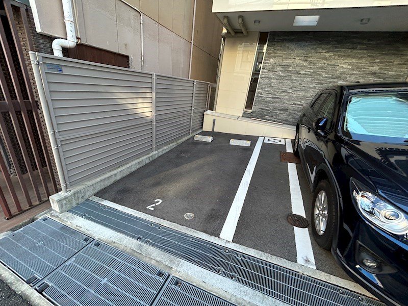 エスリード神戸元町ヒルズ 駐車場