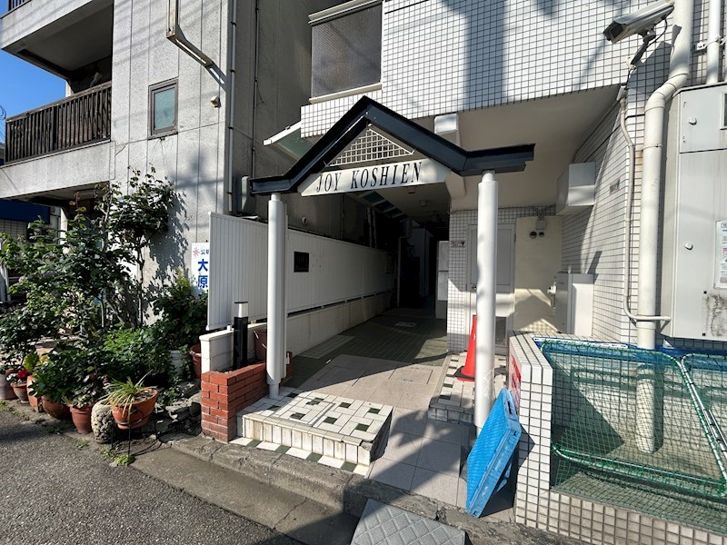 ジョイ甲子園 エントランス