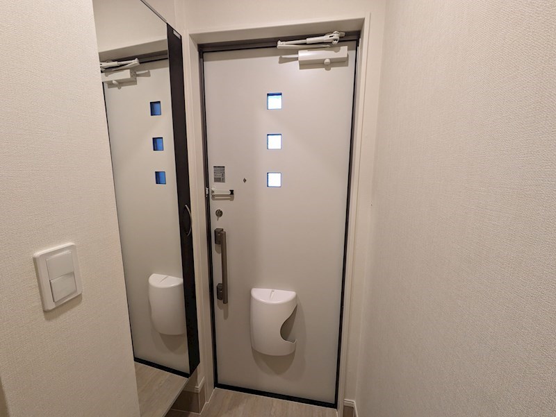 プランドール豊町 玄関