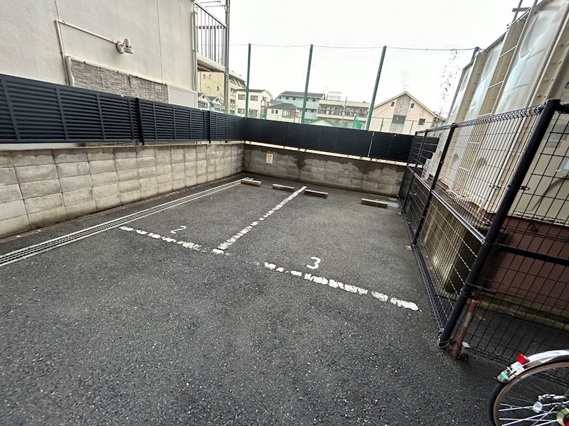 ステラハウス38 駐車場