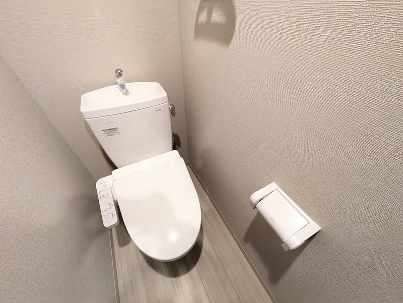 フォーリアライズ昭和南通1 トイレ