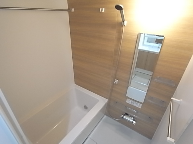 神戸HARBORSIDE 萬利RESIDENCE 風呂画像