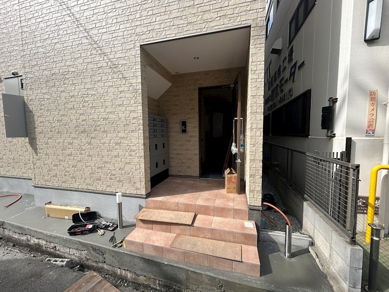 メゾンヒロナ昭和南通 エントランス