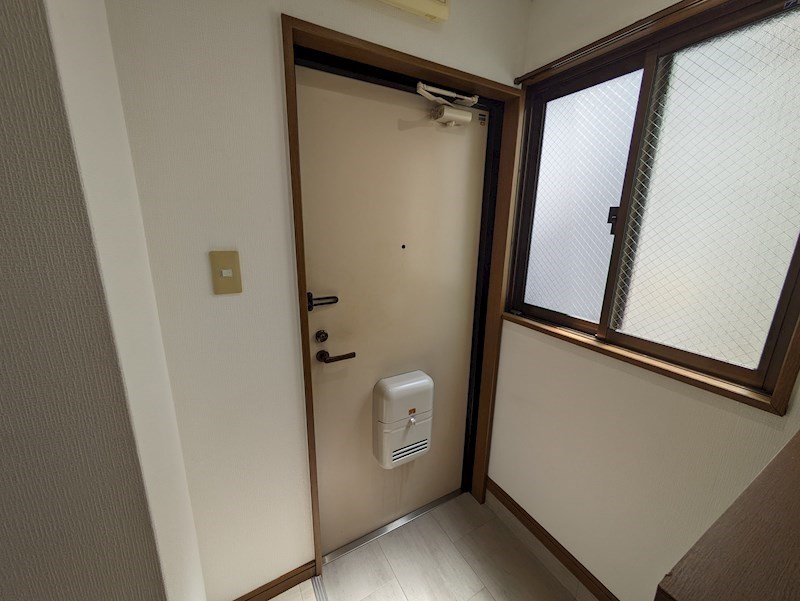 グレースハイツ西宮 玄関