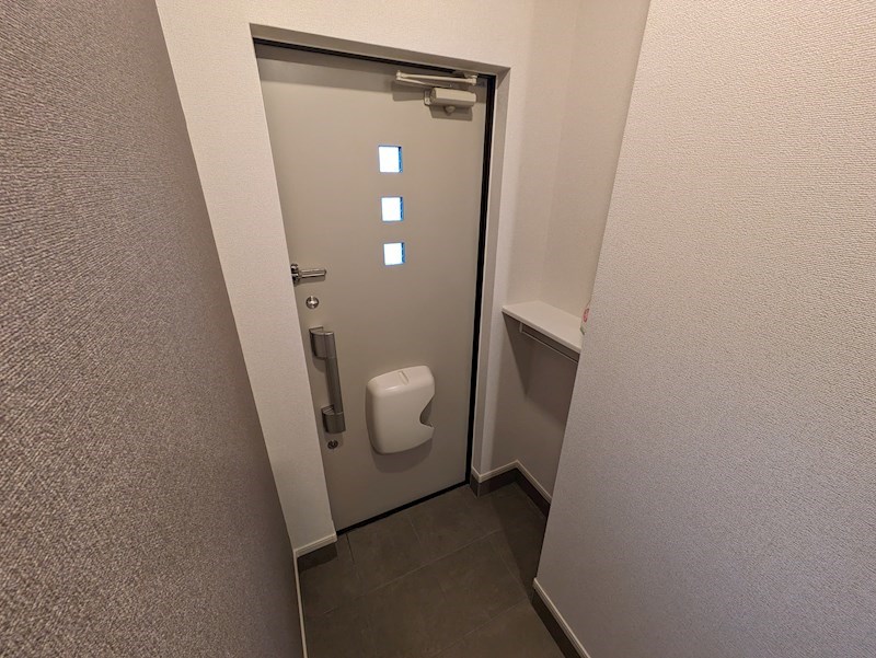 カームデイズ 玄関