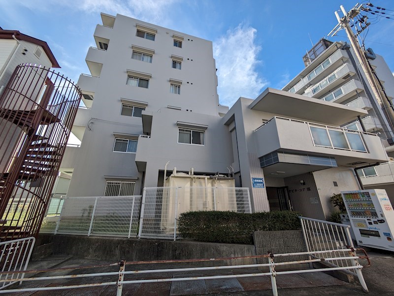 アビタ・コア3 外観