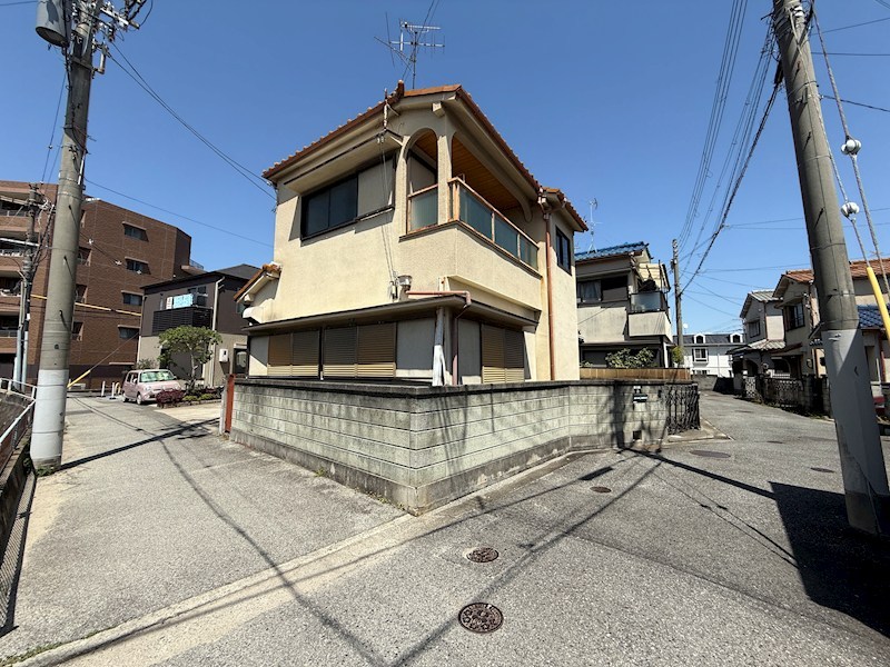 門戸岡田町貸家A棟 外観