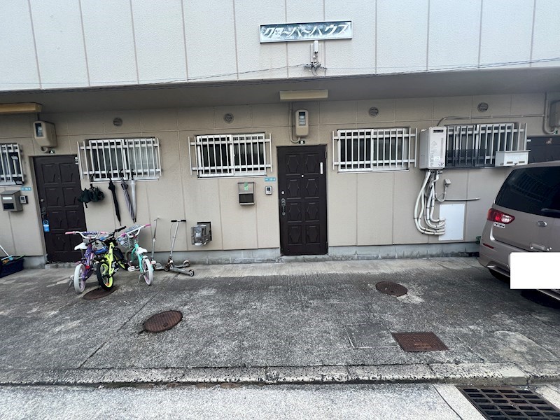 クローバーハウス エントランス
