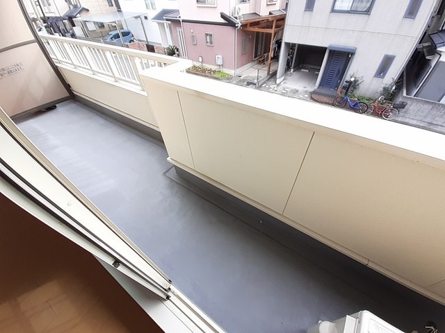 グリーンフラワーガーデン ベランダ