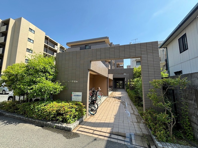 グレンツェント甲東園 エントランス