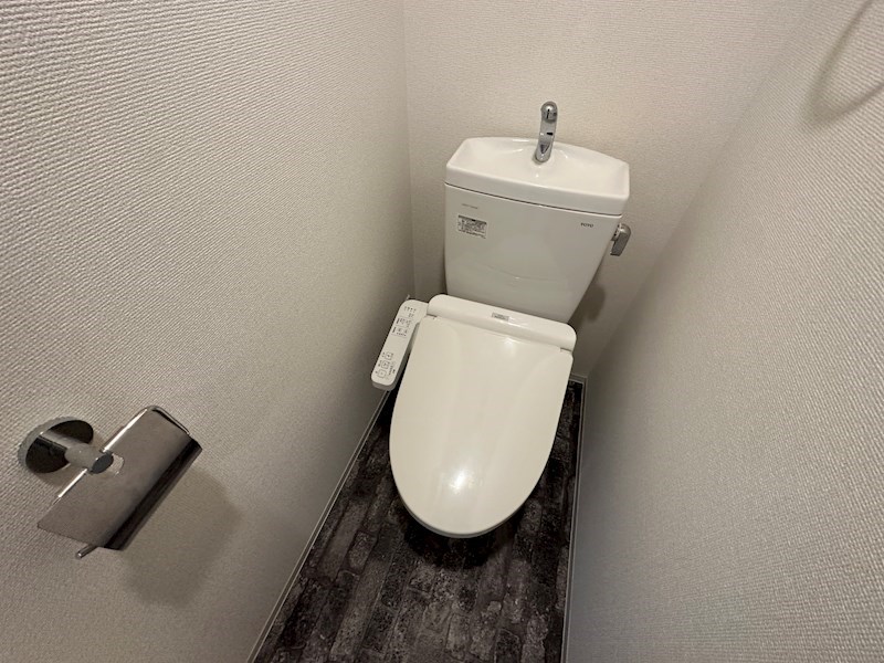 セレニテ神戸元町クレア トイレ