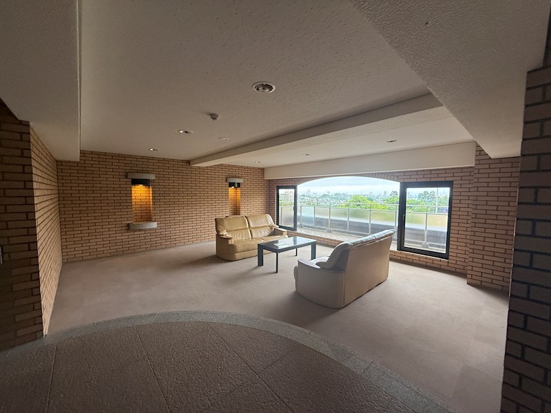 コート芦屋朝日ケ丘４号棟 ロビー