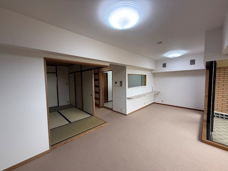 コート芦屋朝日ケ丘４号棟 リビング