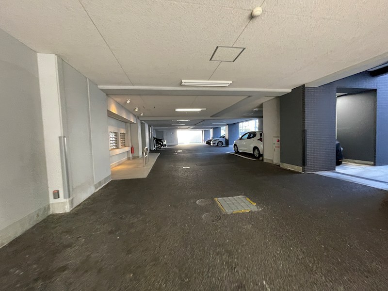 アルファレガロ神戸ウエスト 駐車場